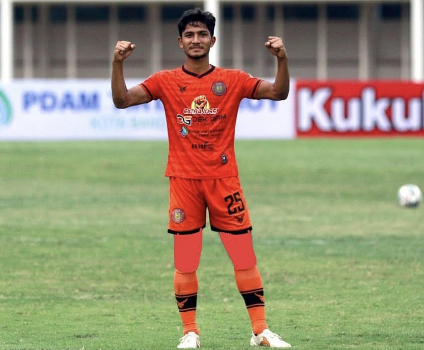 Sempat Kolaps di Laga Kontra Persib, Pemain Persiraja Ini Kabarkan Kondisinya
