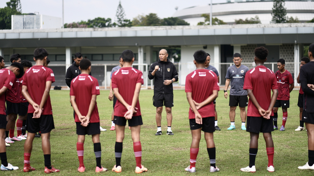 Tangani Timnas Indonesia U-16, Nova Arianto Adopsi Metode Shin Tae-yong
