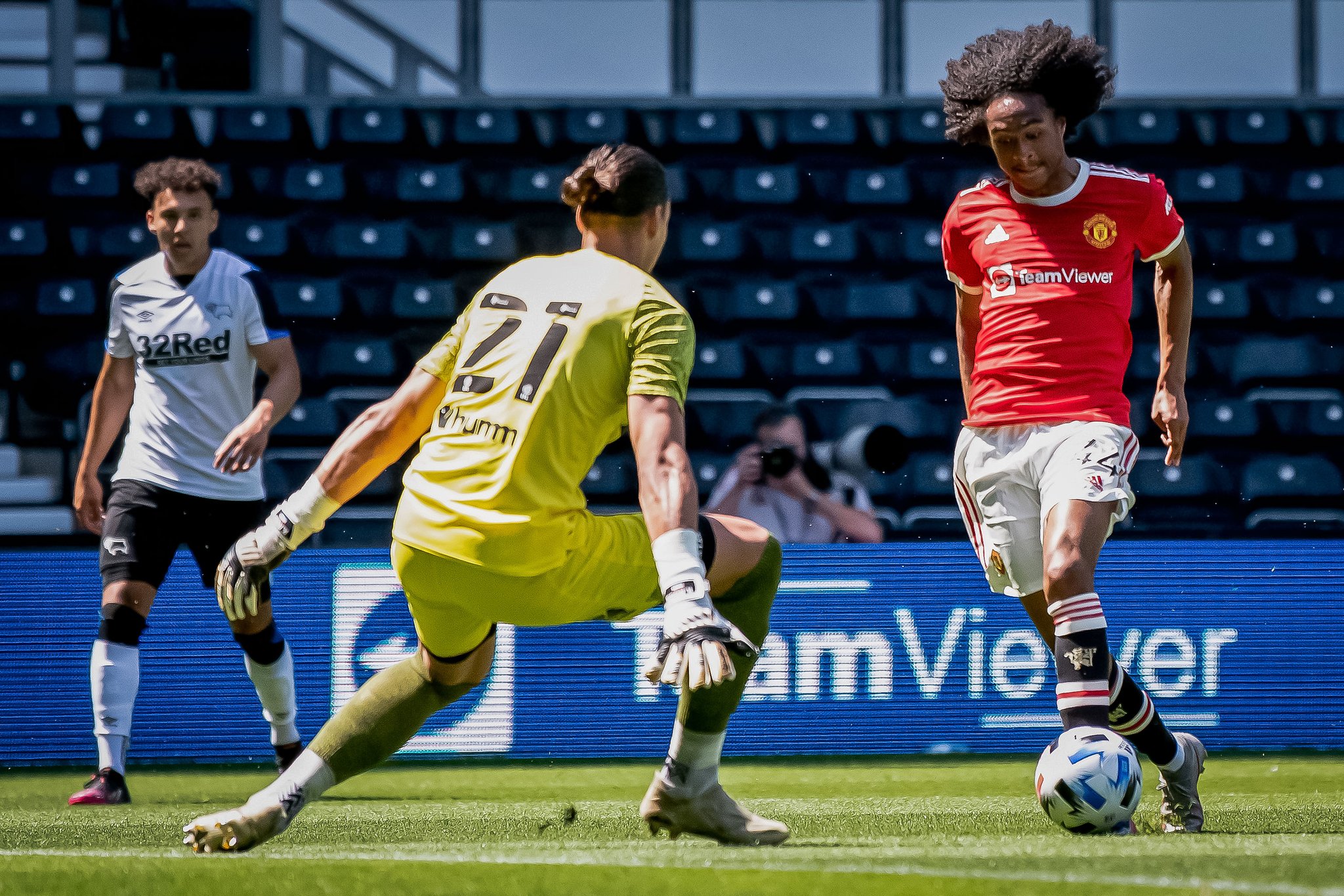 Manchester United Buka Laga Pramusim dengan Kemenangan Tipis