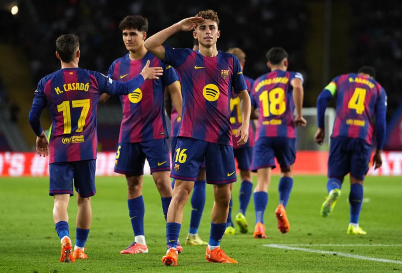 Hasil Liga Champions: PSG dan Barcelona Pesta Gol, Napoli Dibantai PSV