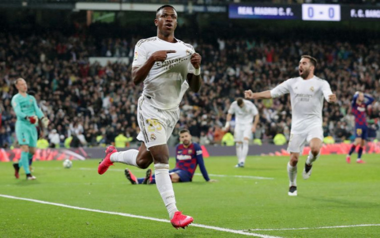 Teroris Berencana Serang Laga El Clasico dengan Bom Drone