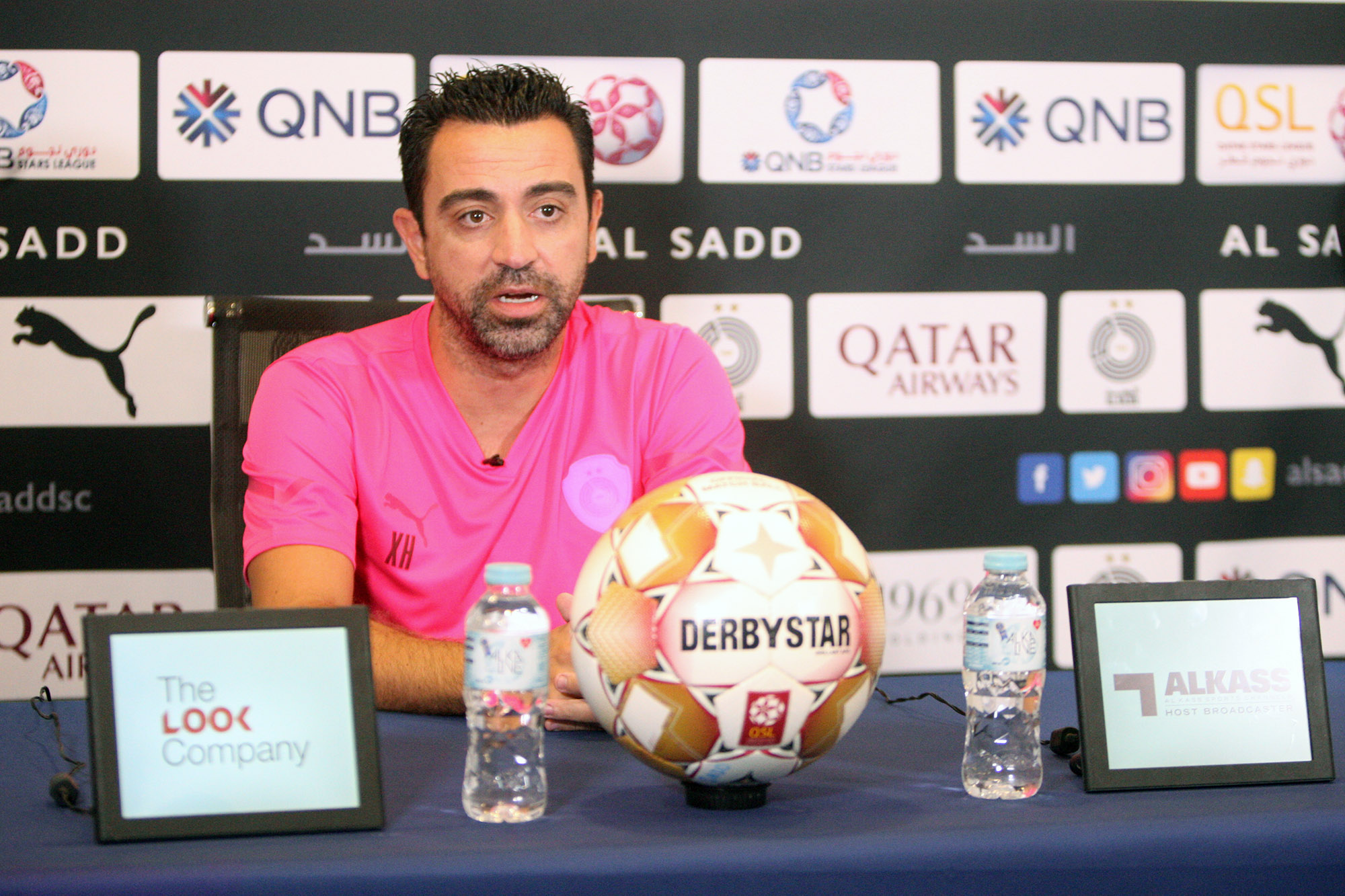 Xavi Hernandez Malu-malu Respons Rumor Barcelona