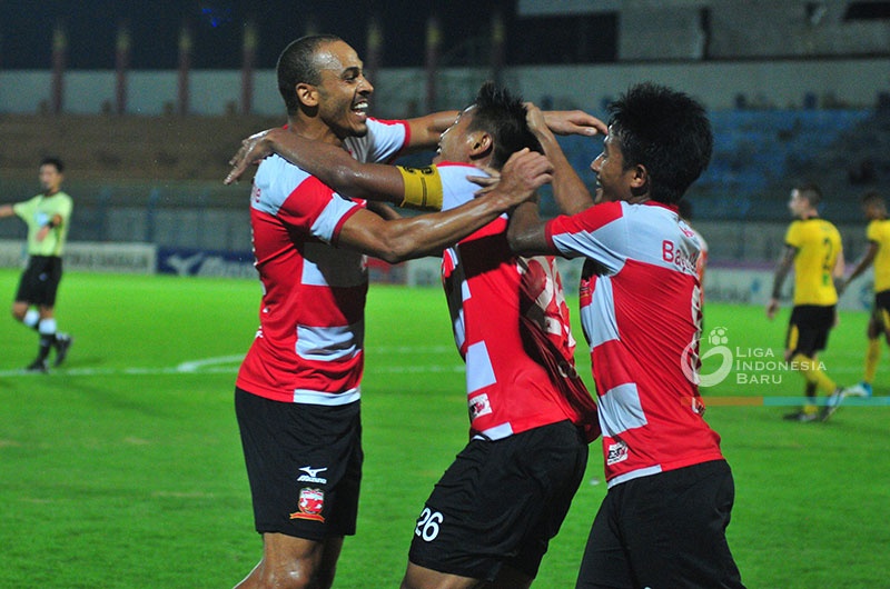 Ini Perkembangan Masa Depan Odemwingie bersama Madura United