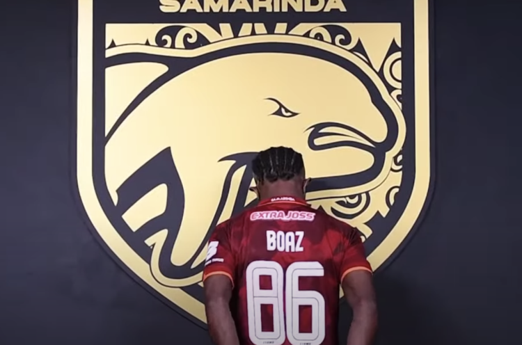 Boaz Solossa Berpeluang Cabut dari Borneo FC di Tahun Kedua
