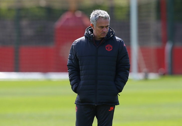 Mourinho Minta MU Fokus Lawan Benfica