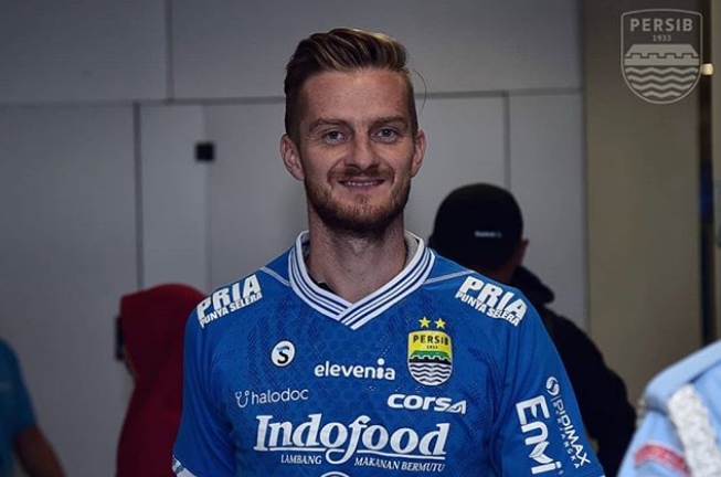 Persib Bandung Sambut Kedatangan Gelandang Slovenia Rene Mihelic