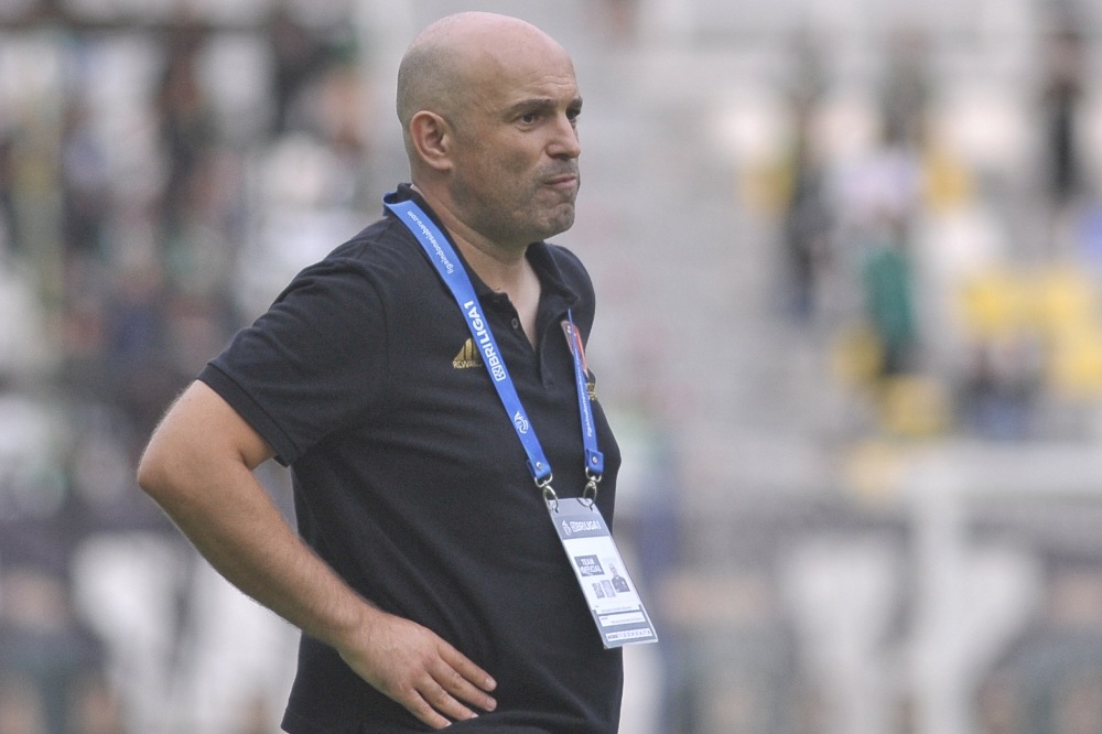 Psywar Bernardo Tavares Jelang PSM Vs Persis