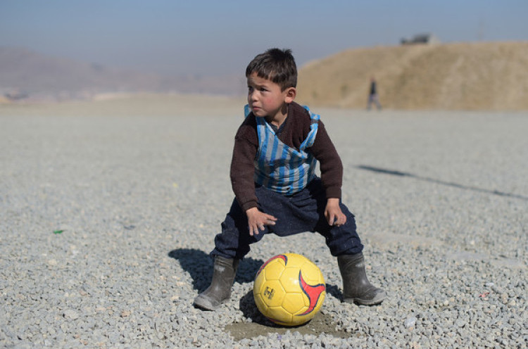 Usai Bertemu Lionel Messi, Bocah Afghanistan dengan Jersey Tas Plastik Diincar Taliban