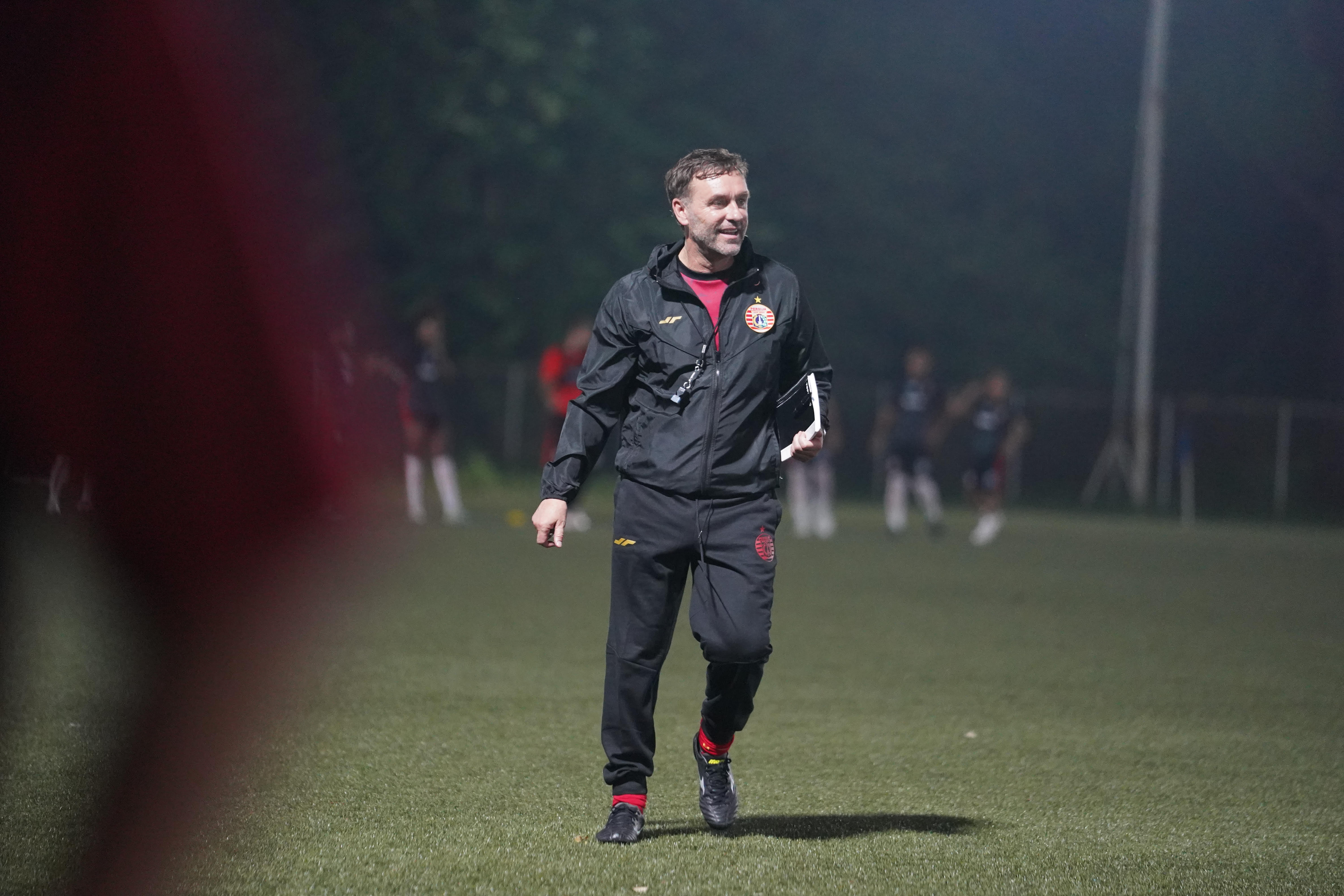 Calon Pemain Asing Persija Dijadwalkan Gabung Pekan Depan