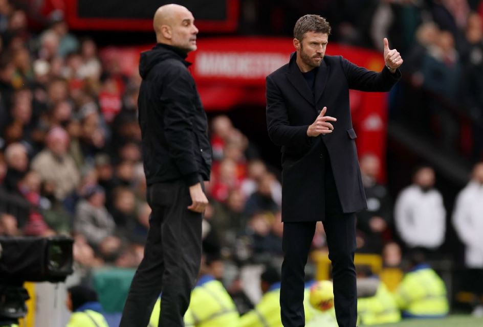 Tak Banyak Cari Alasan, Pep Guardiola Akui Manchester City Layak Kalah di Derby Manchester