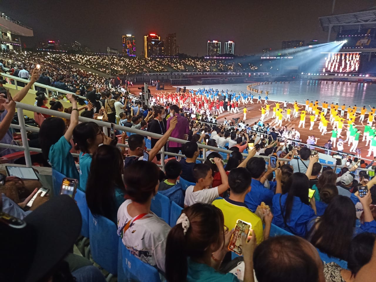 Opening Ceremony SEA Games 2021 Vietnam Dimulai, Menanti Gaya Casual Tim Indonesia