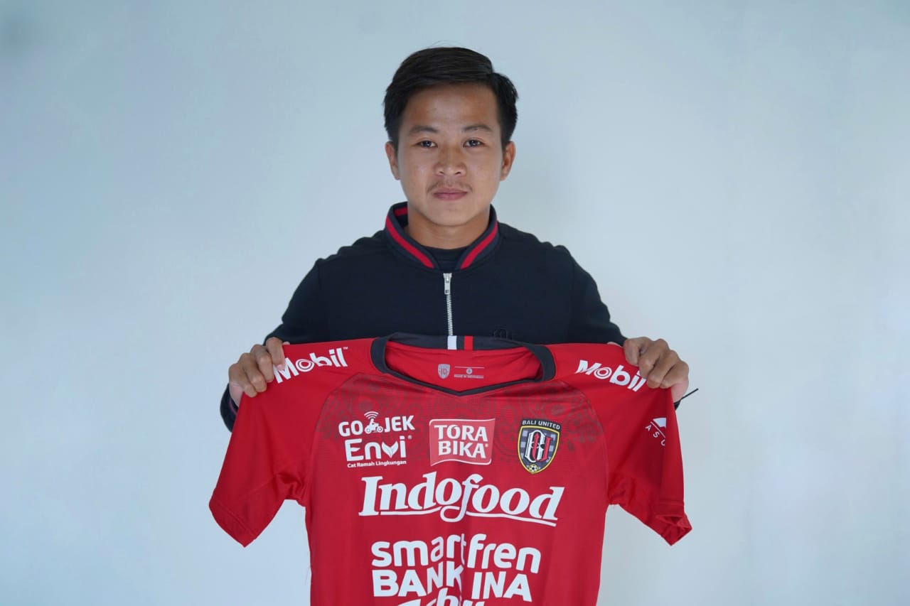 Winger Bali United Jualan Pentol Kuah untuk Tambah Penghasilan
