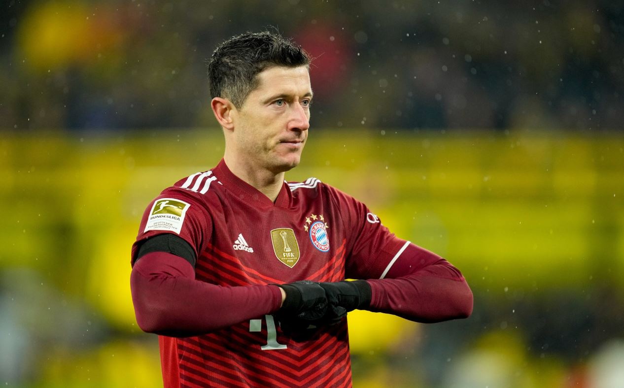 Ajukan Penawaran, Barcelona Nantikan Respons Bayern untuk Transfer Lewandowski