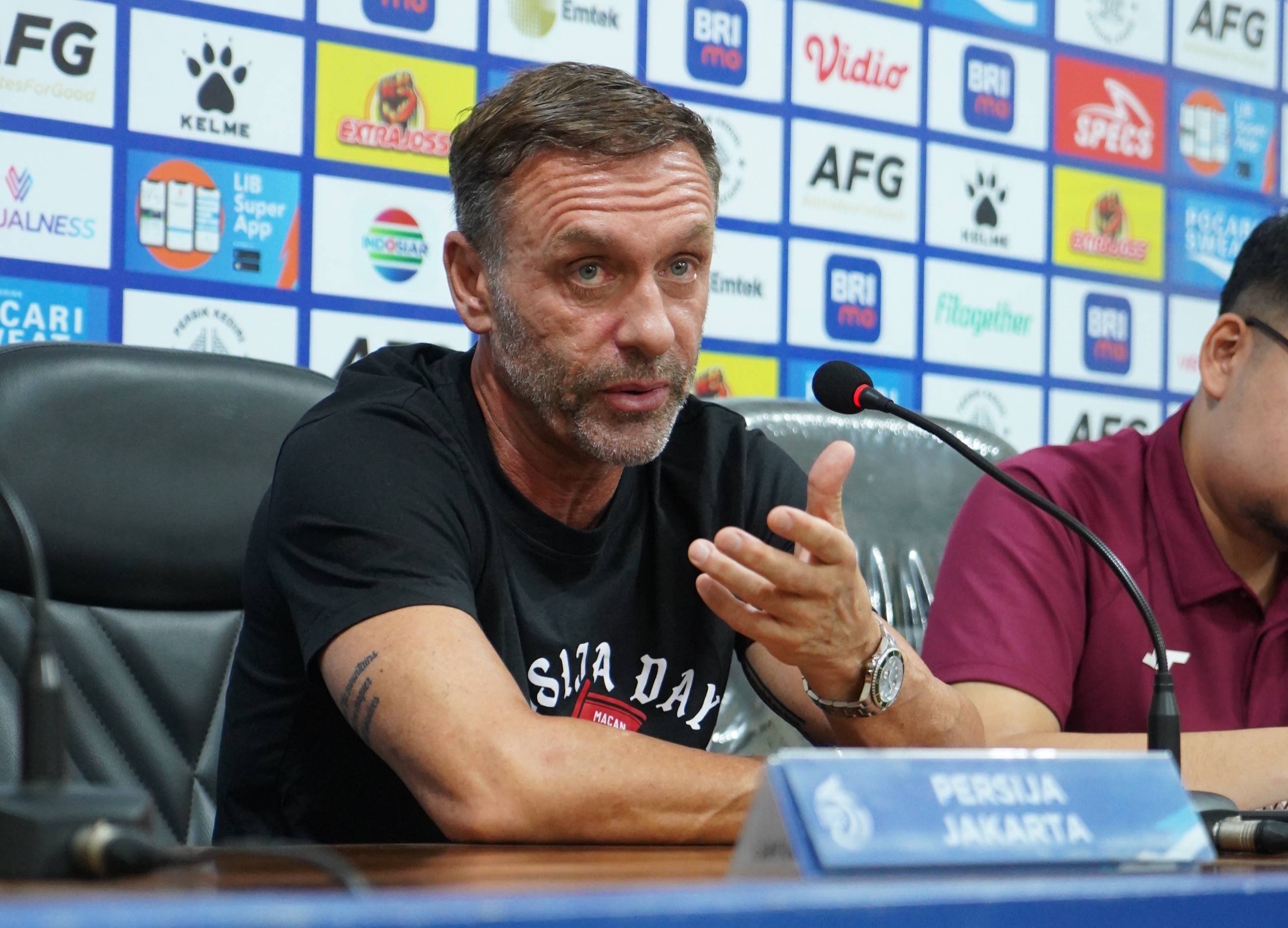 Tandang ke Markas Persik, Pemain Persija Harus Hati-hati dengan Kartu Merah