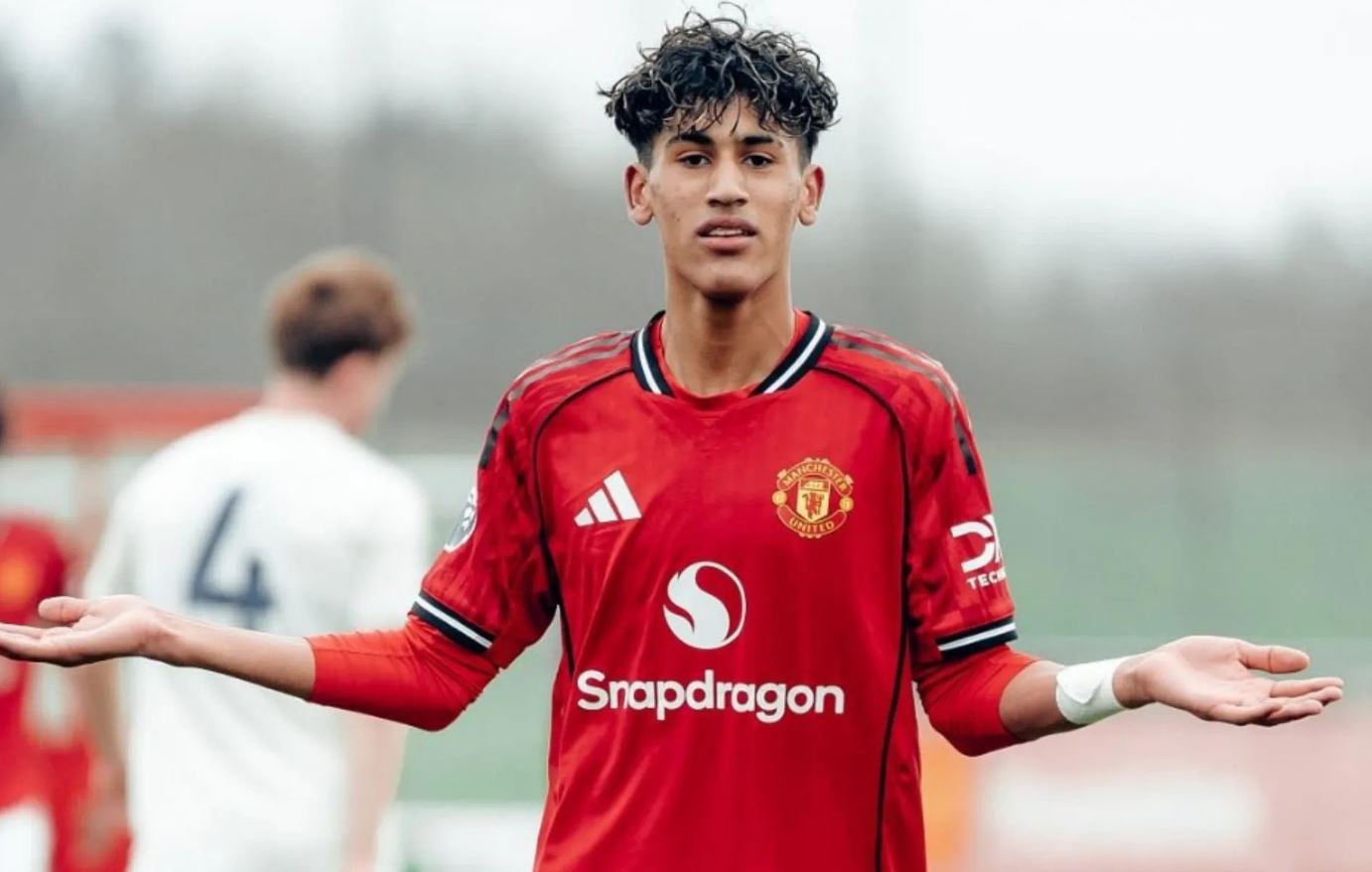 Permintaan Transfer Wonderkid Manchester United Menyita Perhatian, Michael Carrick Angkat Bicara