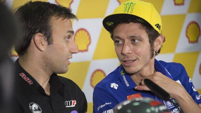 Dapat Penalti, Johann Zarco Tuding Valentino Rossi Bermain Politik