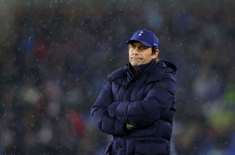 Tottenham Tak Kunjung Membaik, Antonio Conte Angkat Tangan