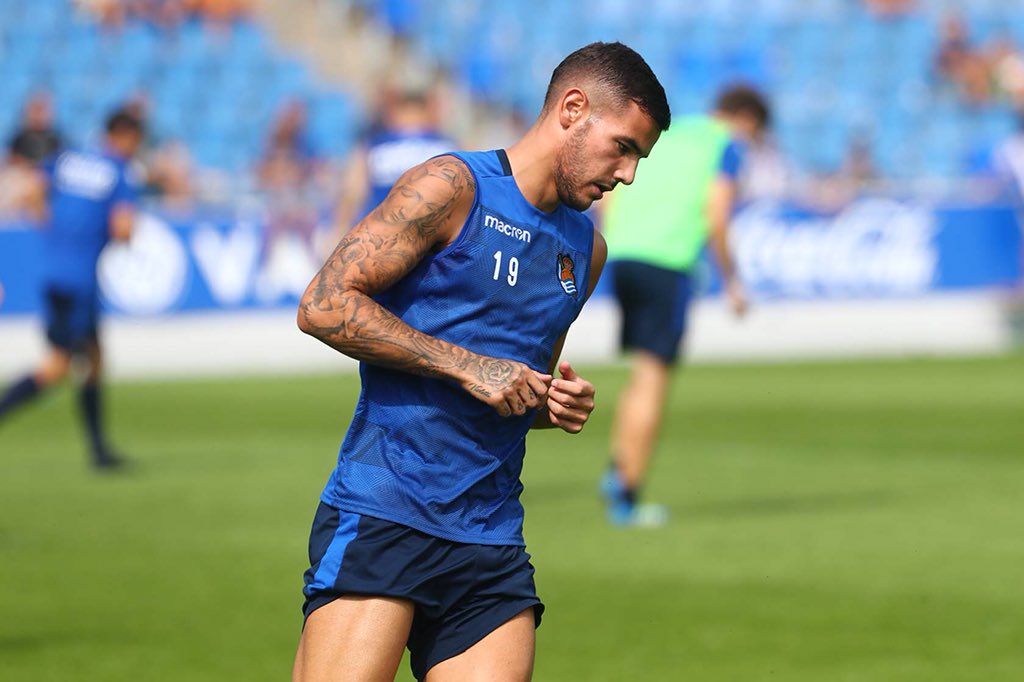 Sebut Ronaldo Lebih Baik daripada Messi, Theo Hernandez Panaskan Tensi
