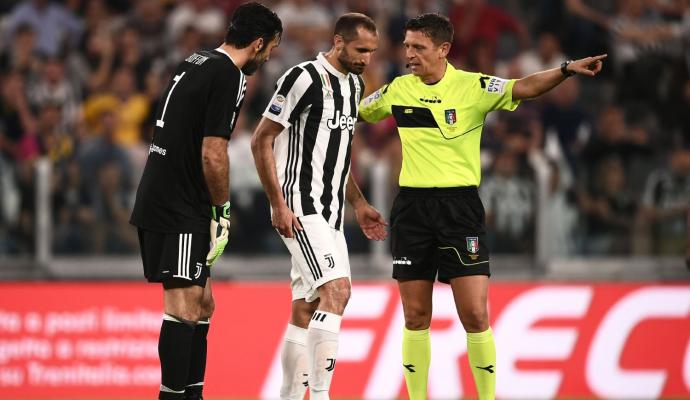 Setelah Ditekuk Napoli, Juventus Dapat Kabar Buruk dari Giorgio Chiellini