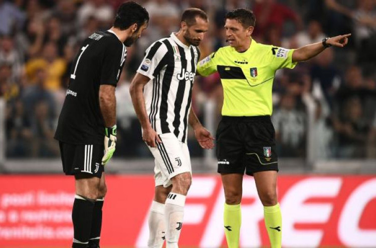 Setelah Ditekuk Napoli, Juventus Dapat Kabar Buruk dari Giorgio Chiellini