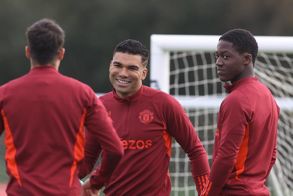 Casemiro, Mentor bagi Kobbie Mainoo di Manchester United