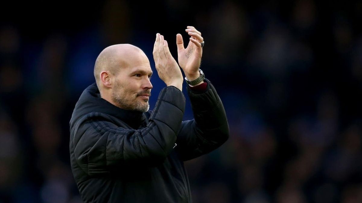 Freddie Ljungberg Tinggalkan Arsenal