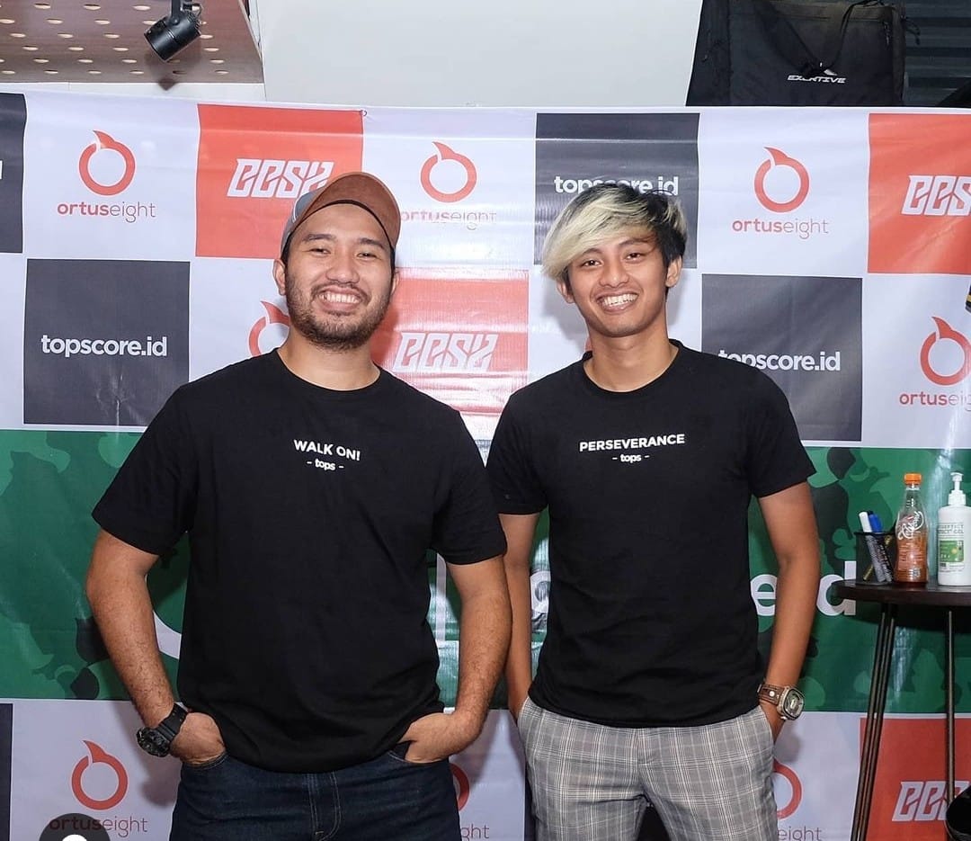 Berburu Perlengkapan Olahraga Sambil Menambah Ilmu Sepak Bola di Topscore