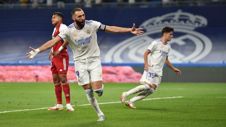 Hasil Pertandingan: Real Madrid Pesta Gol, Roma Masih Sempurna