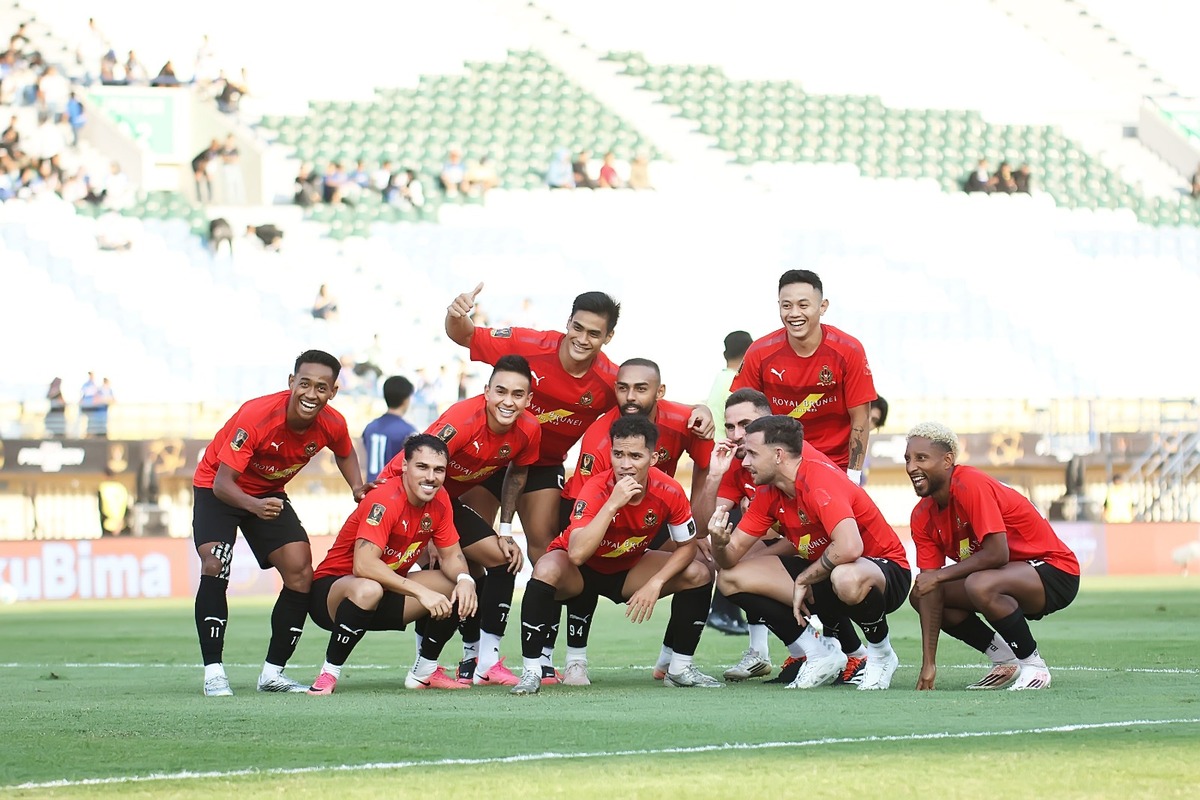 Selebrasi tim DPMM FC (Brunei Darussalam) dalam laga kontra Tampine Rovers (Singapura) di Piala Presiden 2026. (Media Piala Presiden 2026)