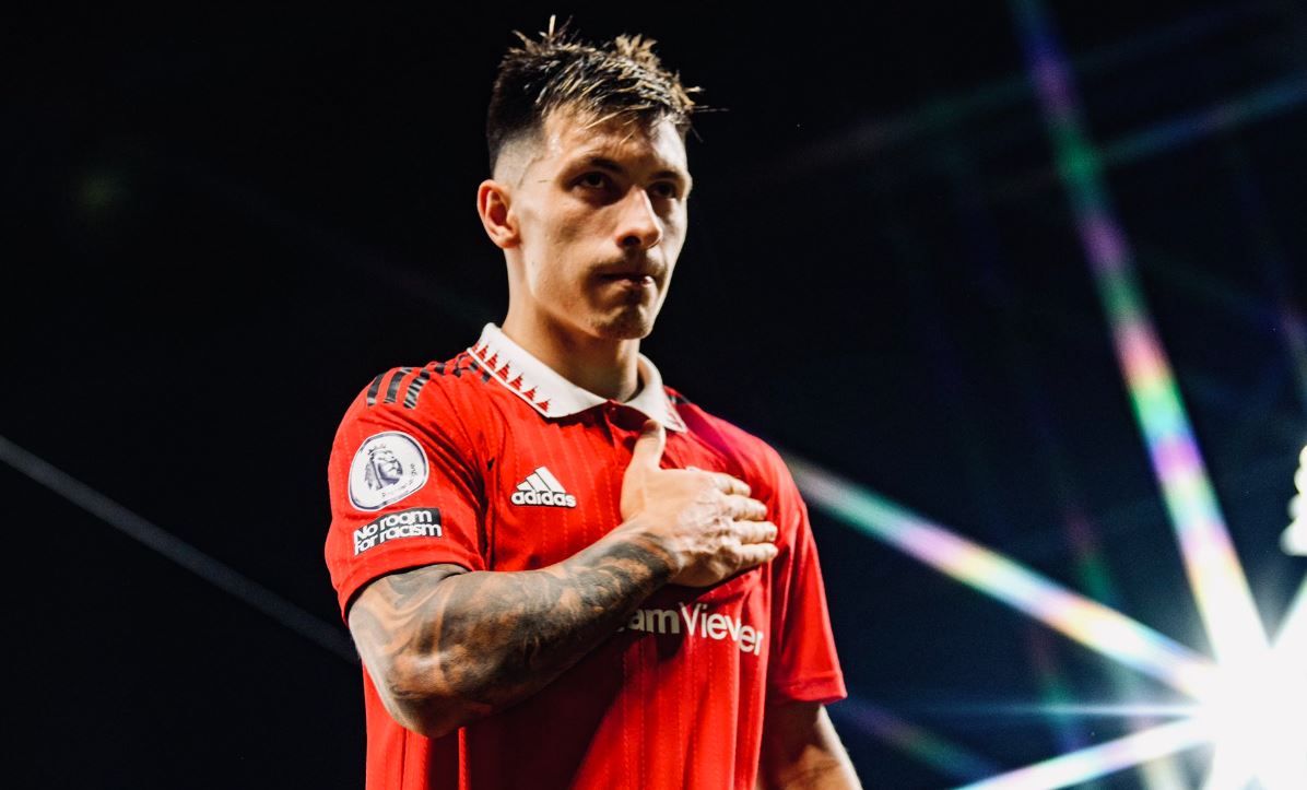 Saran dari Jaap Stam untuk Perkembangan Karier Lisandro Martinez