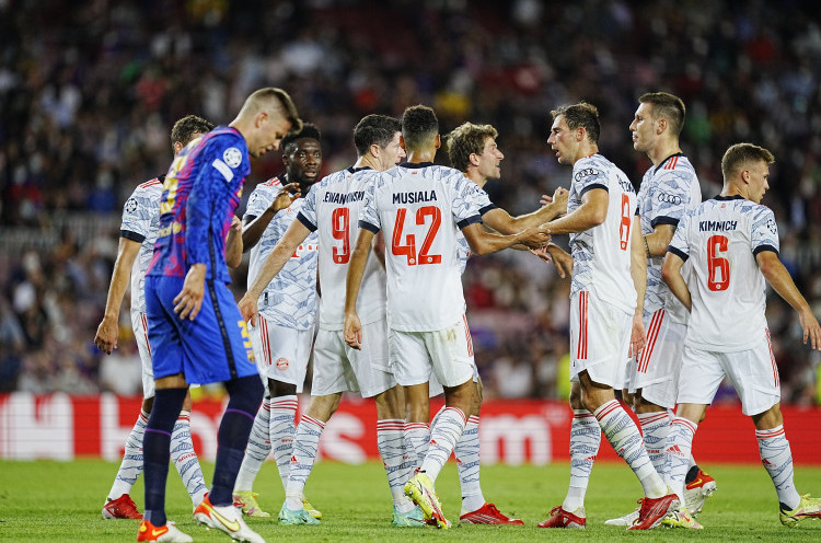 Barcelona Digasak Bayern, Ronald Koeman Berdalih Kekurangan Striker