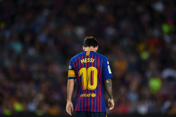 Lionel Messi Ingin Gantung Sepatu di Barcelona