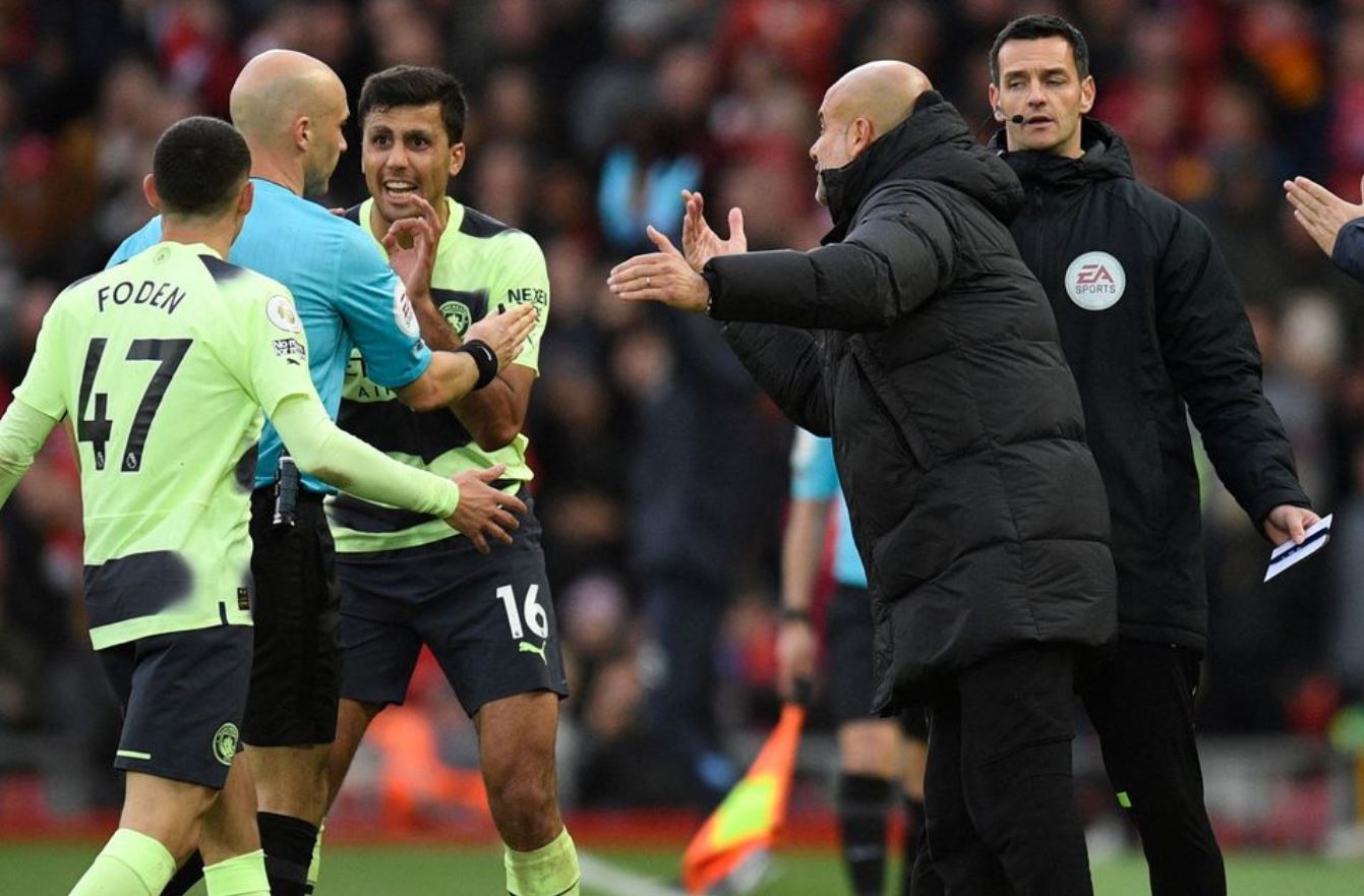Kalah dari Liverpool, Manchester City Kritik Kinerja Wasit Pertandingan