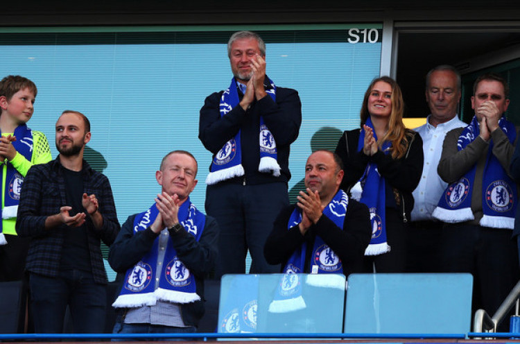 Roman Abramovich Sempat Inginkan Tottenham Sebelum Beli Chelsea