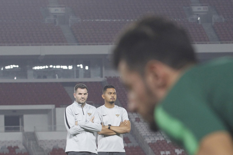 Drama Simon McMenemy, Hilang Kabar Jelang Timnas Indonesia Vs Malaysia