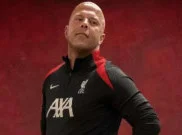 Penuh Keyakinan, Arne Slot Percaya Masih Akan Melatih Liverpool Musim Depan