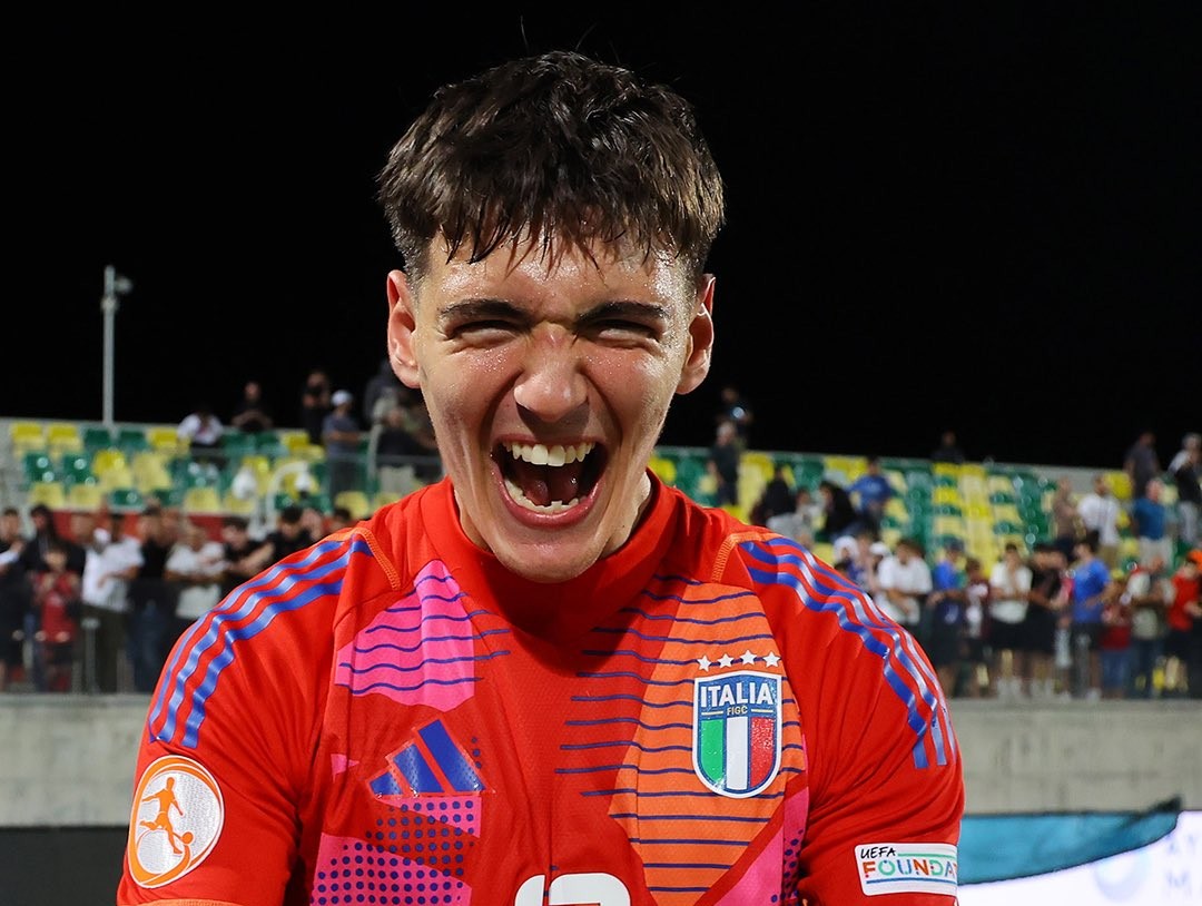 Manchester City Ikut Berburu, AC Milan Terancam Kehilangan Kiper dengan Status Bebas Transfer