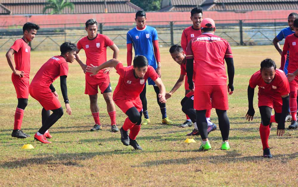 Liga 2 2018: Kesempatan Persis Solo Kudeta Semen Padang