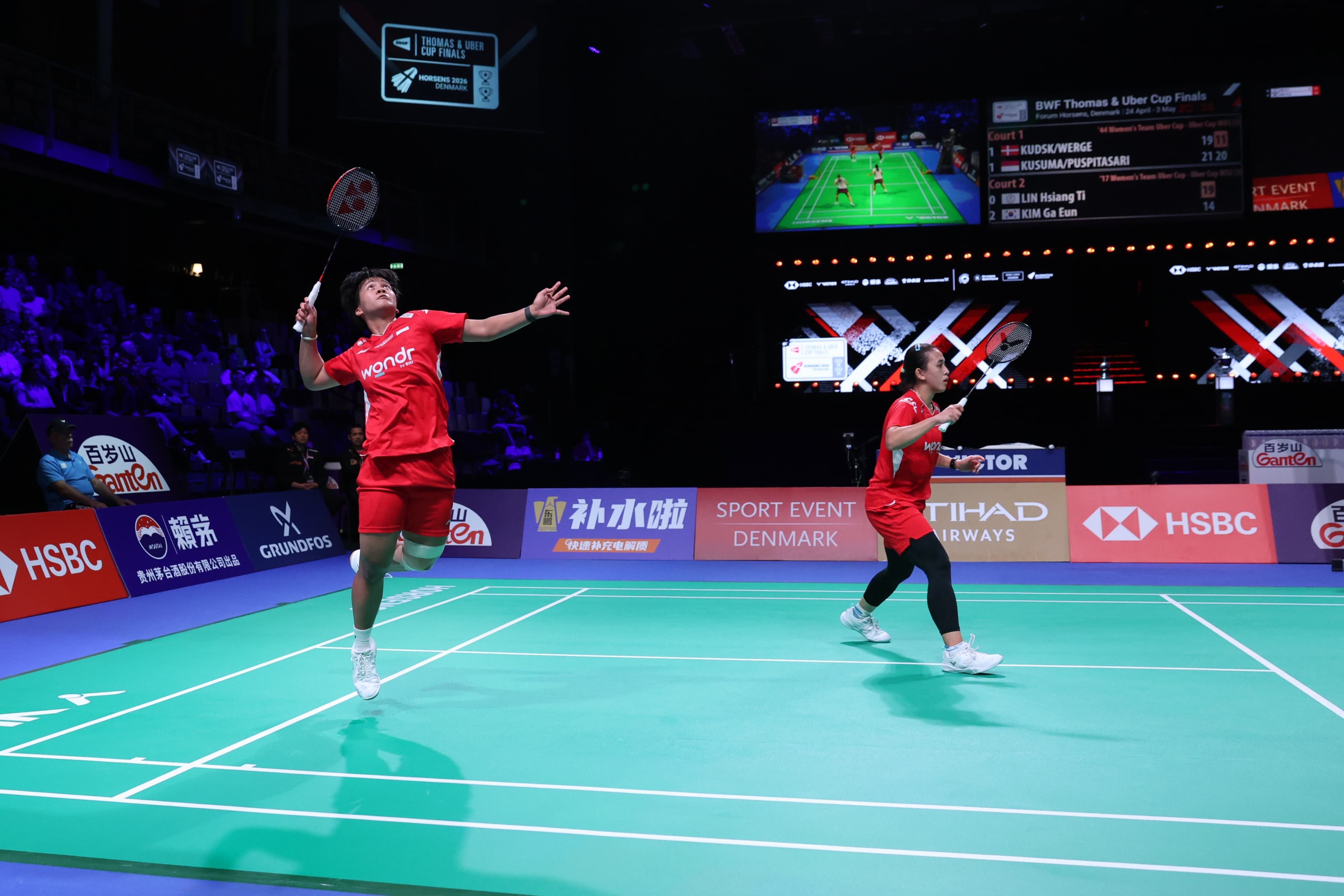 Aksi Febriana Dwipuji Kusuma/Meilysa Trias Puspitasari di perempat final Uber Cup 2026. (PBSI)