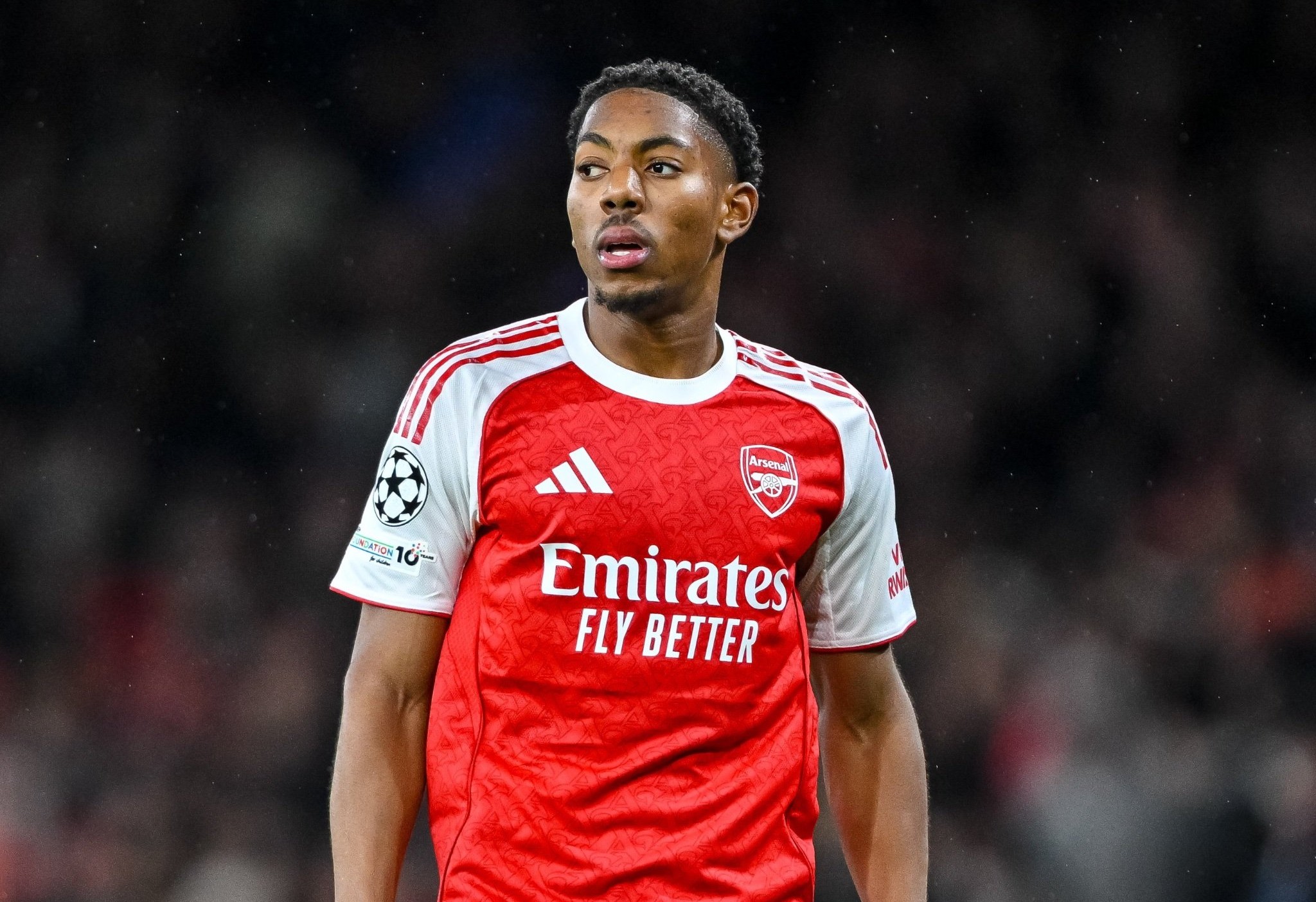 Manchester United Tertarik Bajak Bek Muda Arsenal