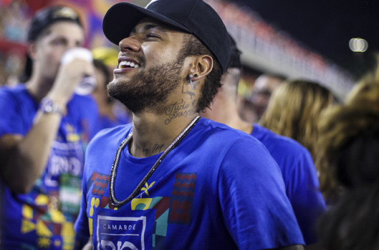 Sang Legenda Minta Barcelona Pilih Neymar daripada Lautaro Martinez