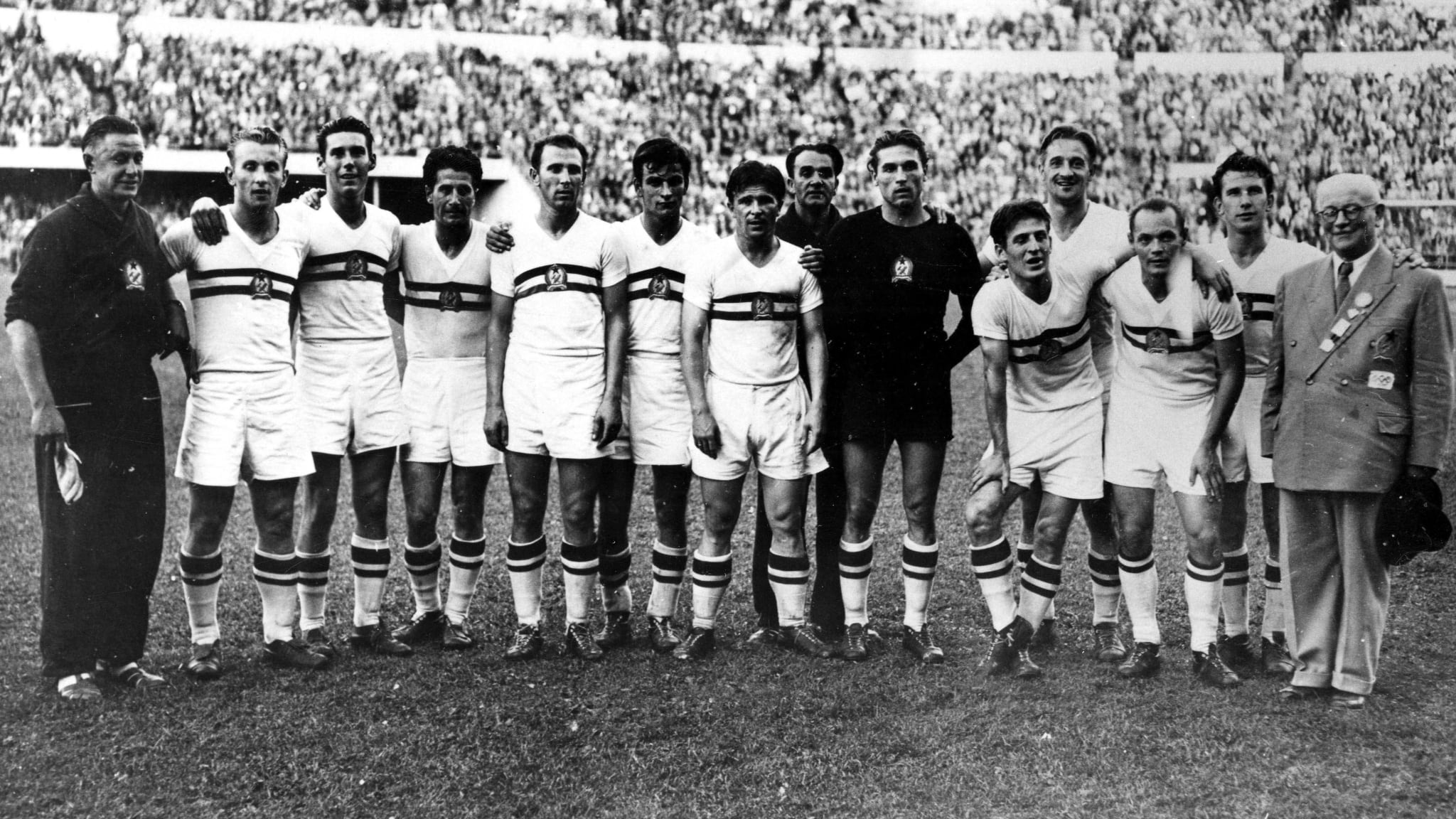Nostalgia Piala Dunia - Magical Magyars, Sepak Bola Sosialis, dan Prototipe Total Football
