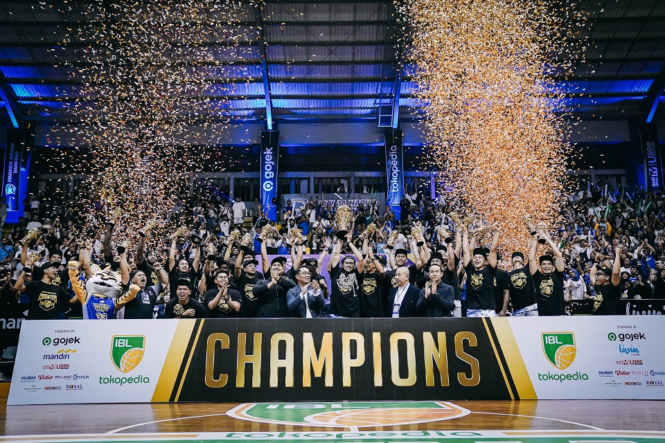Prawira Harum Bandung Juara IBL 2023!