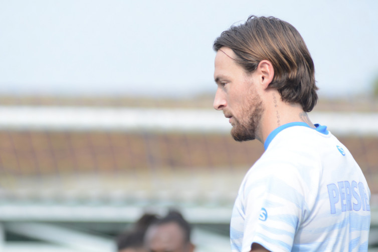 Belum Pernah, Marc Klok Ingin Rasakan Kemenangan di Kanjuruhan