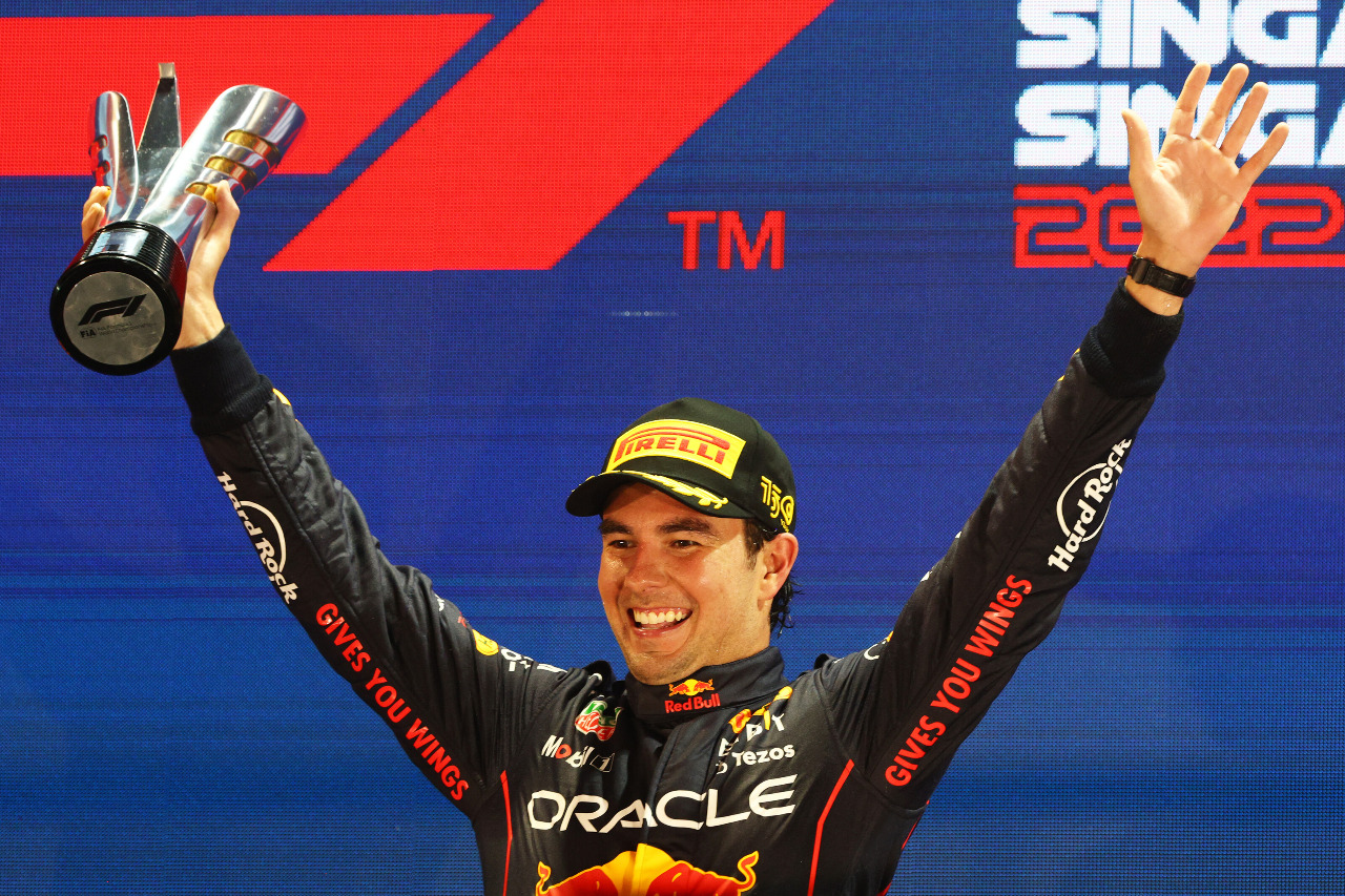 Perez Podium Utama GP Singapura, Mobil Lubricants Berharap Verstappen Kunci Gelar Juara Dunia di Jepang