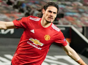 Solskjaer Terus Yakinkan Cavani Bertahan di MU