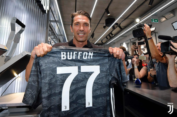 Keberuntungan Jadi Alasan Gianluigi Buffon Pilih Nomor Punggung 77 di Juventus