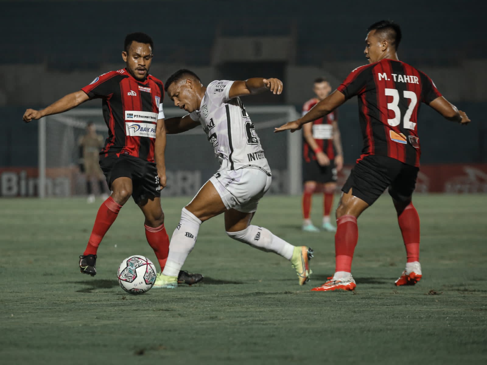 Hasil Liga 1: Dramatis, Bali United Kalahkan Persipura 1-0