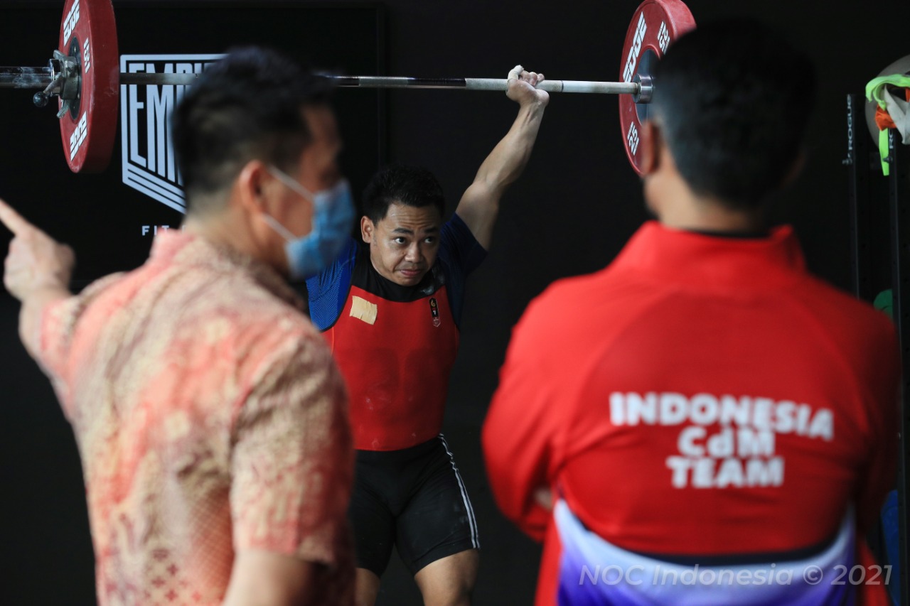Medali Perak adalah Kado Eko Yuli untuk HUT Indonesia