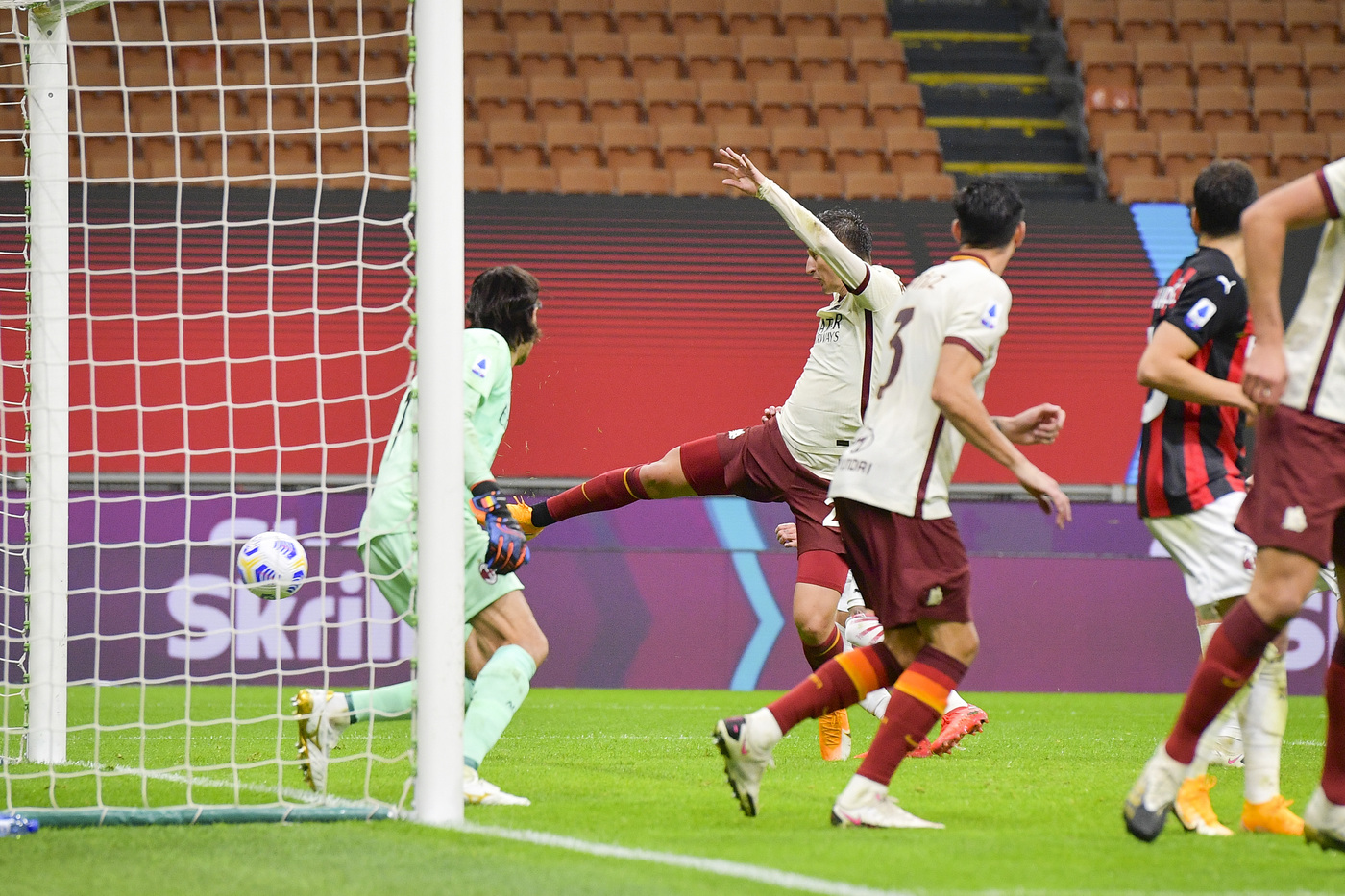 Ditahan AS Roma, Stefano Pioli Akui AC Milan Lemah Hadapi Bola Mati